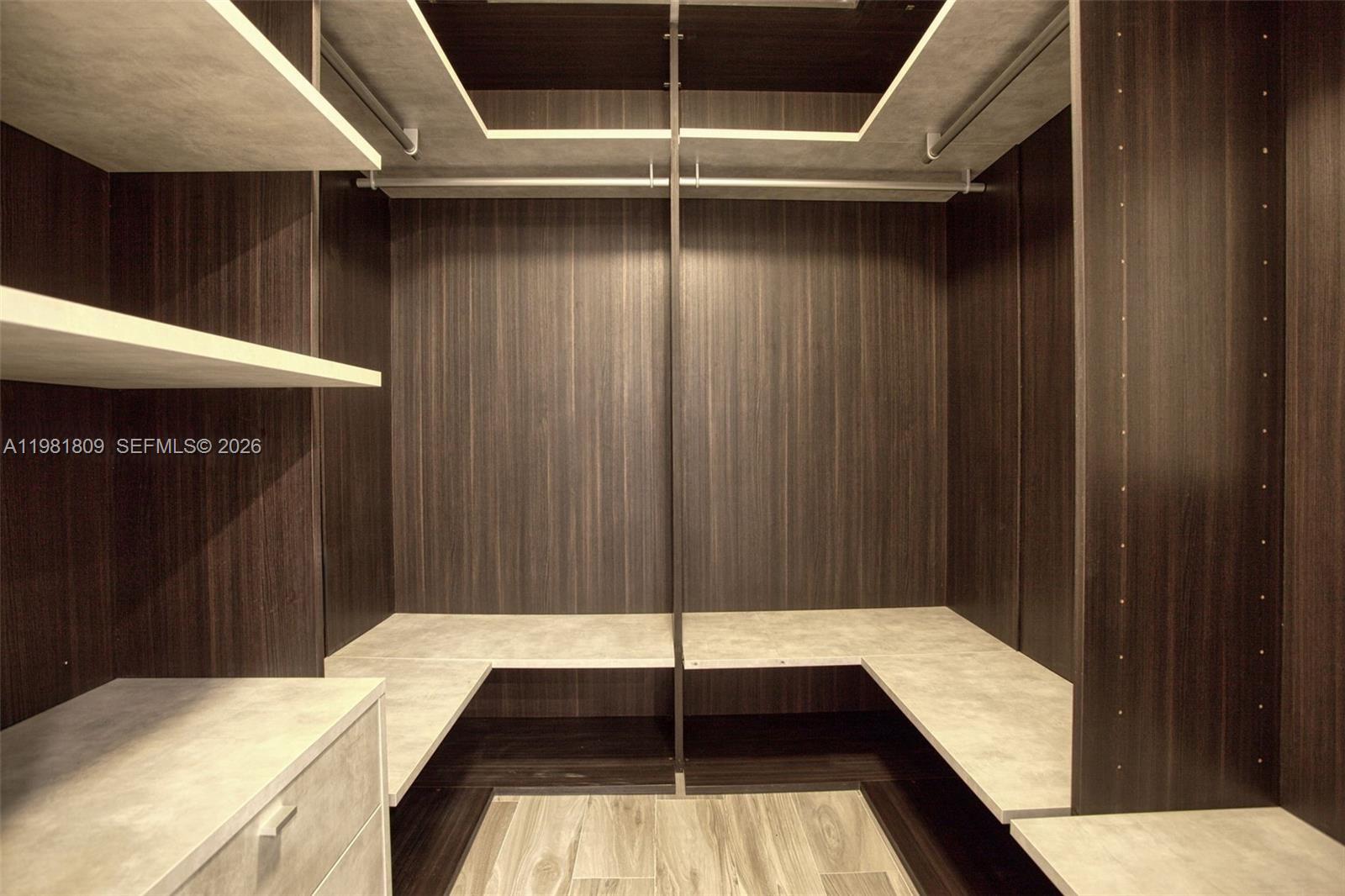 801 SMA RESIDENCES CONDO - Residential