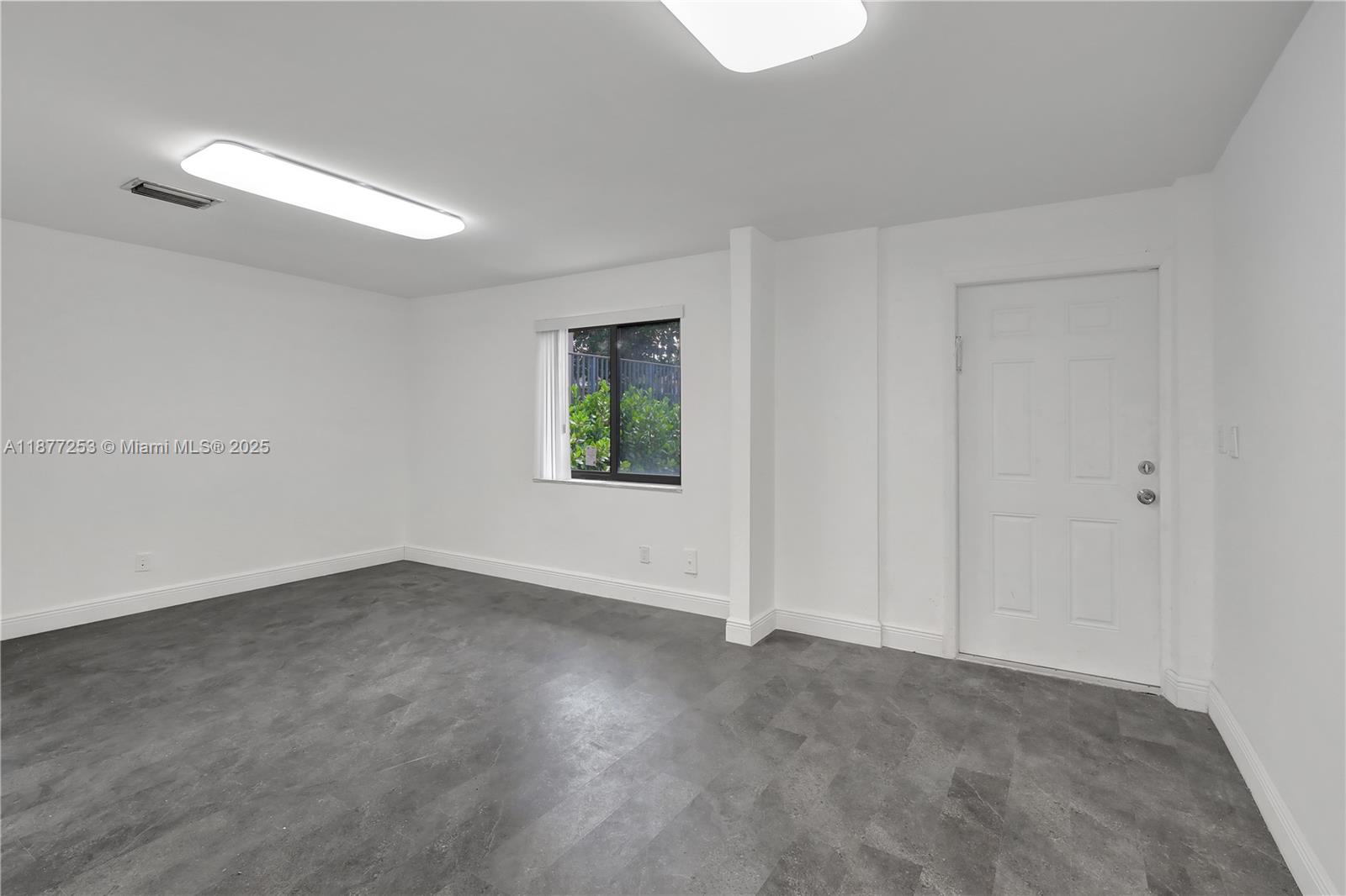 REED LAND CO - Residential Lease