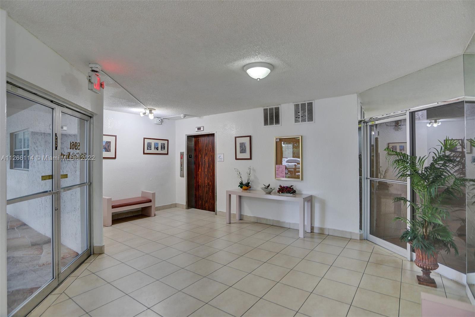 INVERRARY C C PH IV - Residential