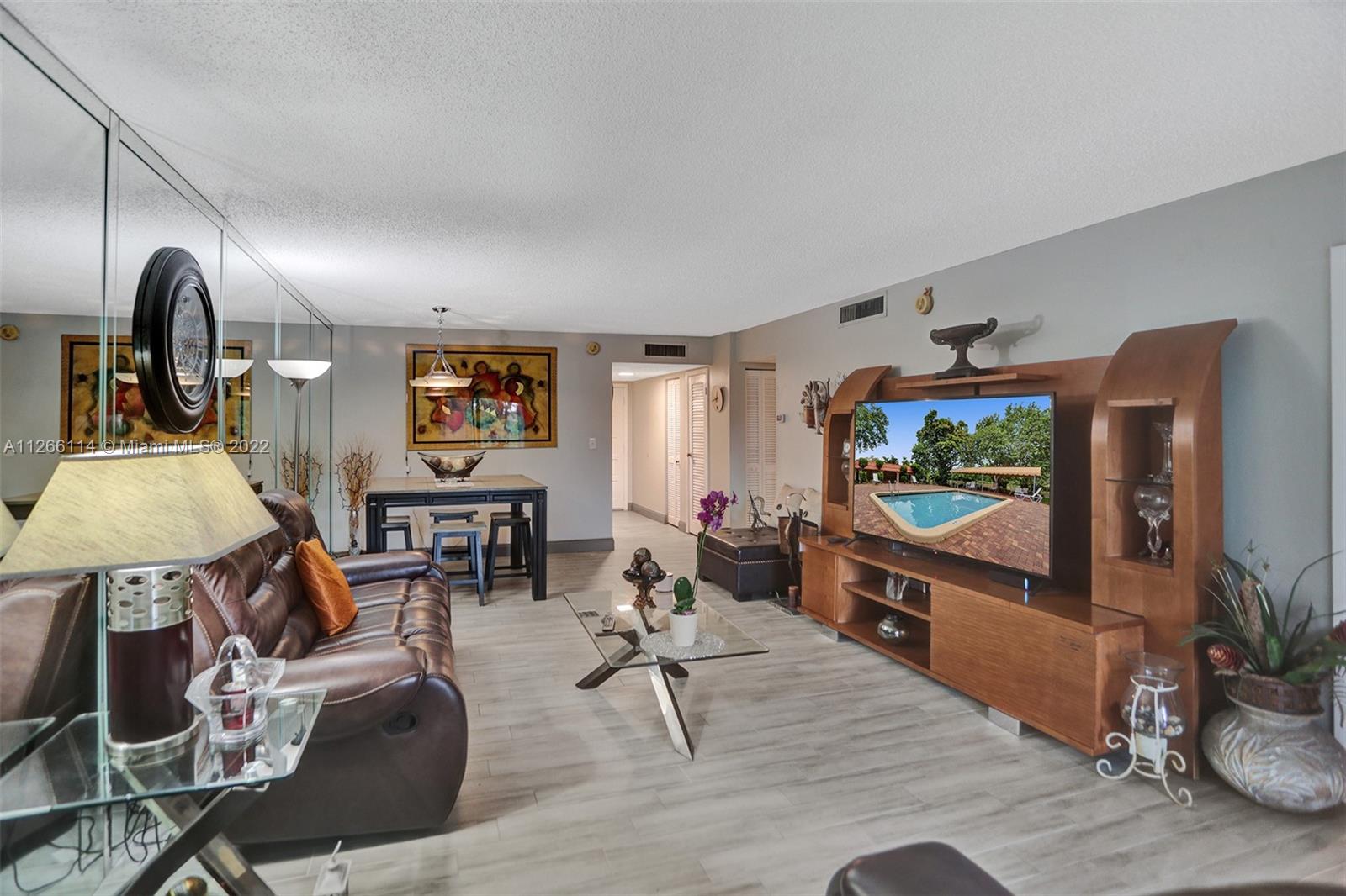 INVERRARY C C PH IV - Residential