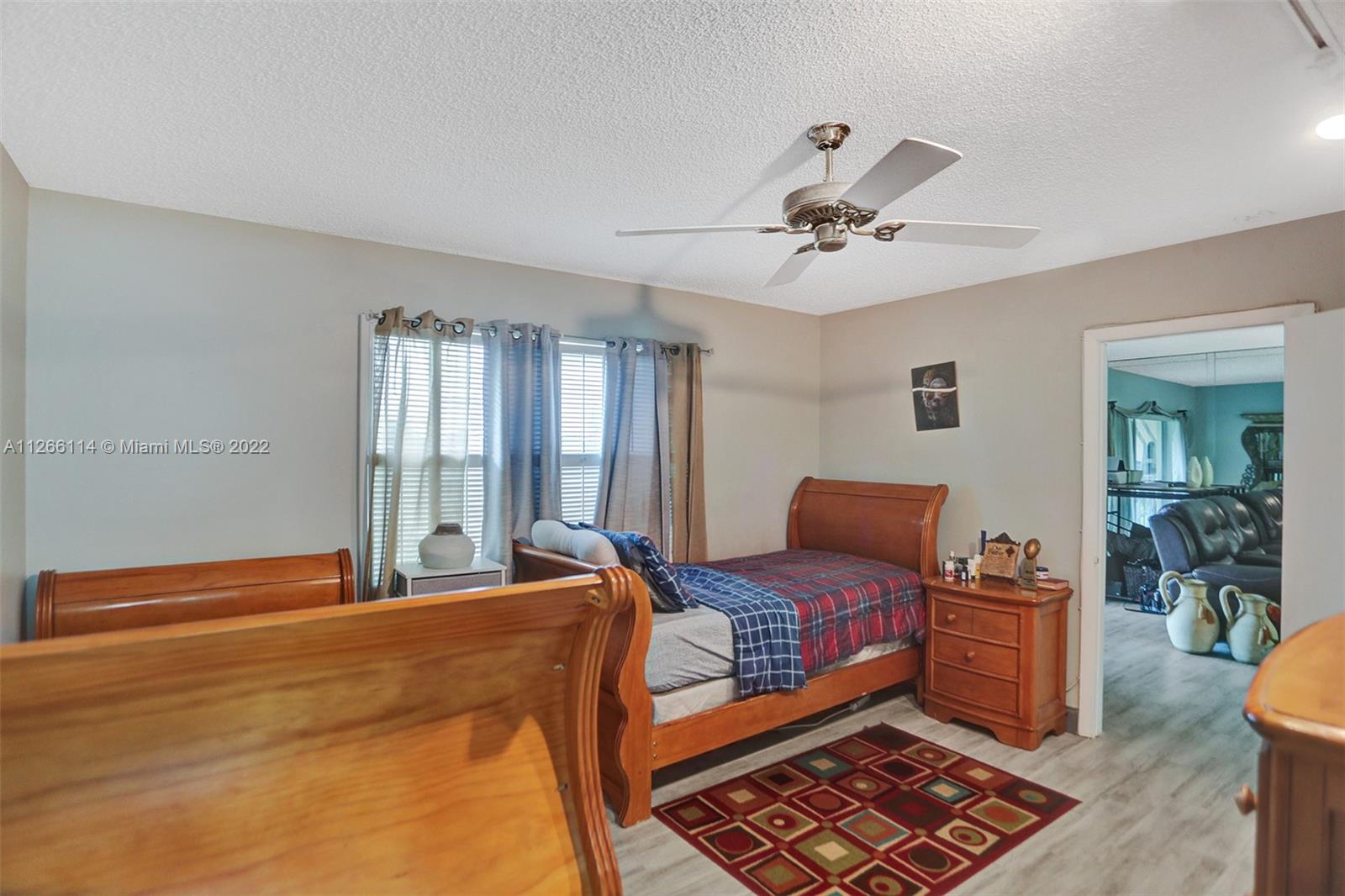 INVERRARY C C PH IV - Residential