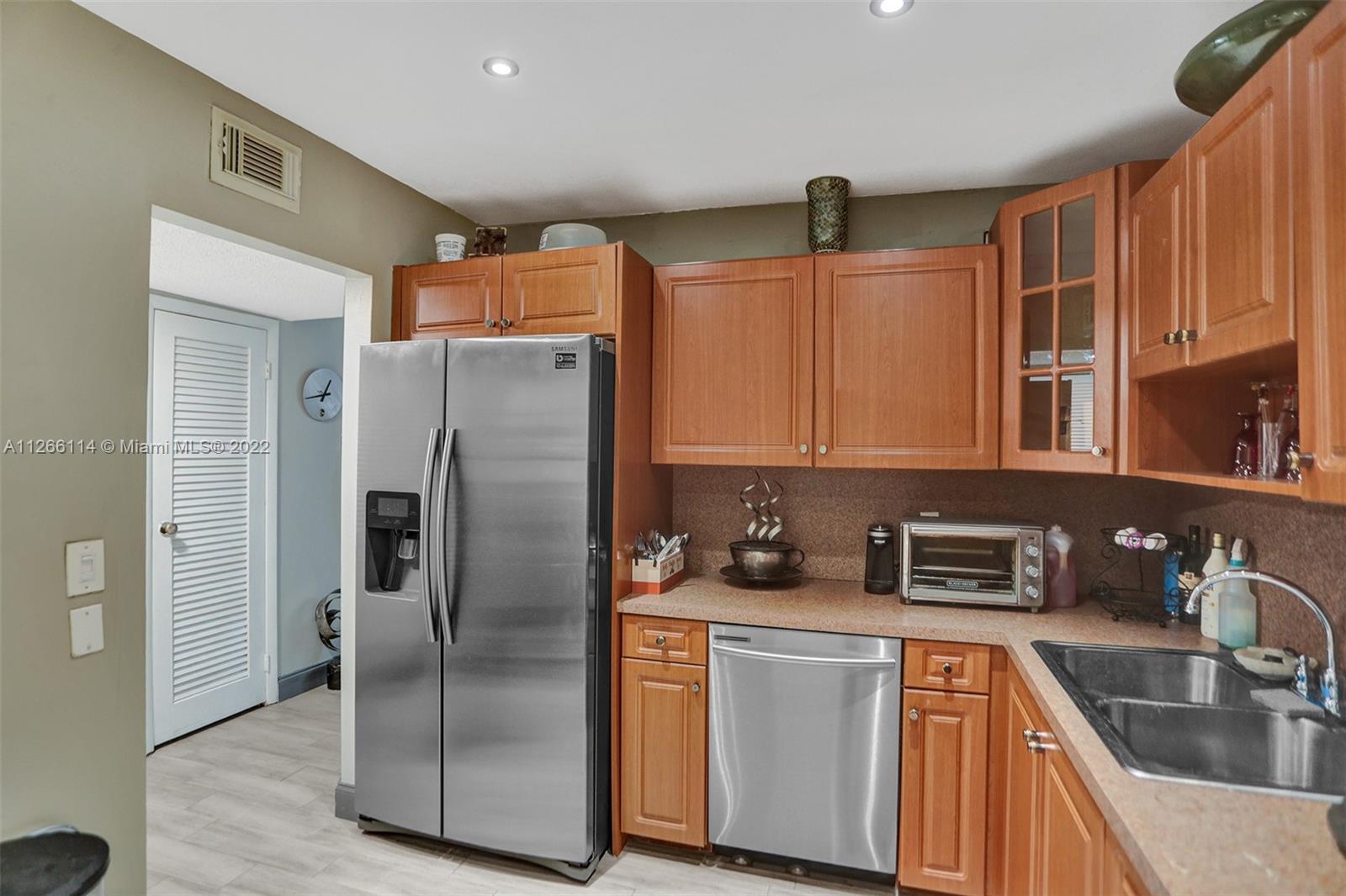 INVERRARY C C PH IV - Residential