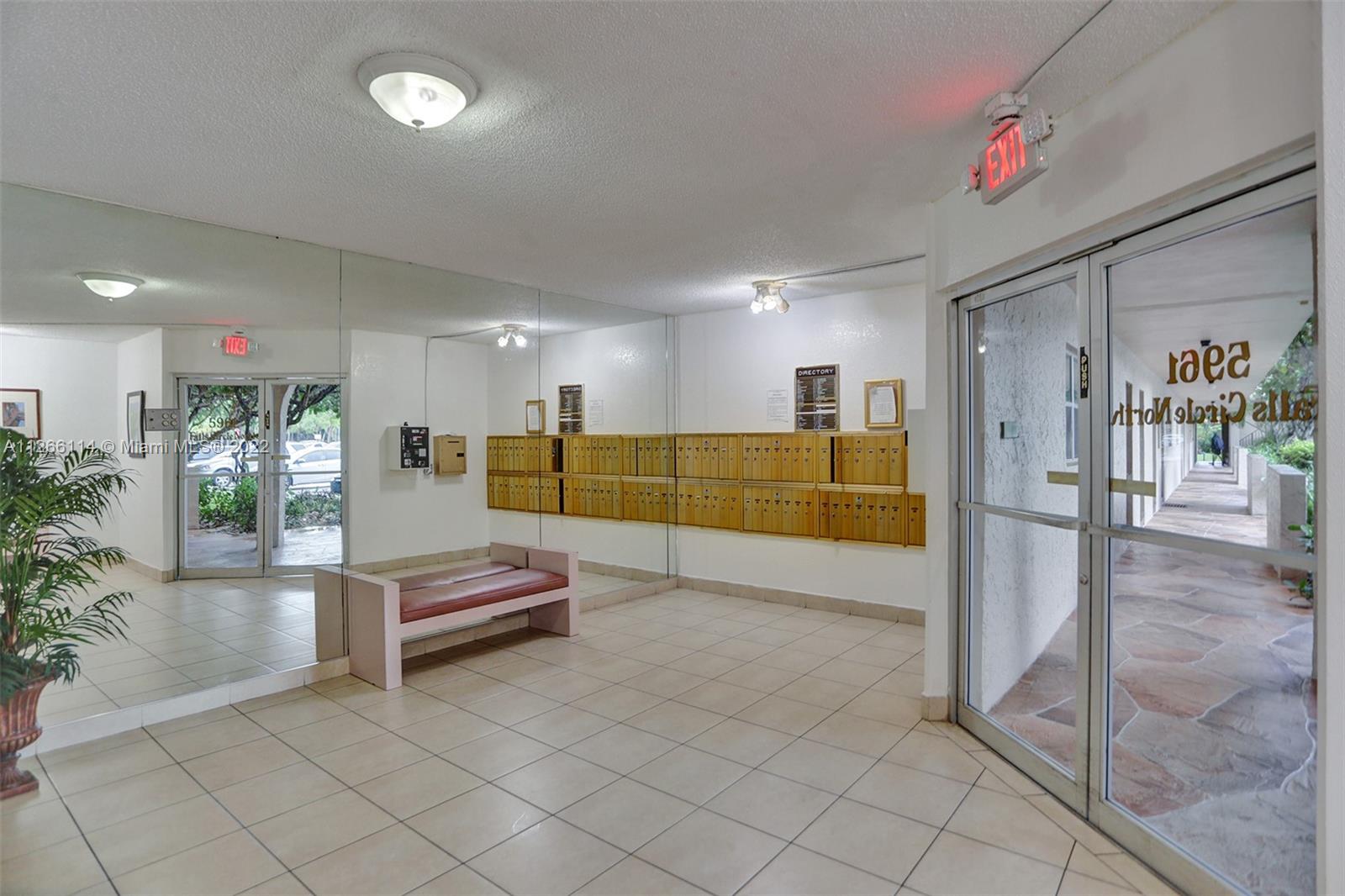 INVERRARY C C PH IV - Residential