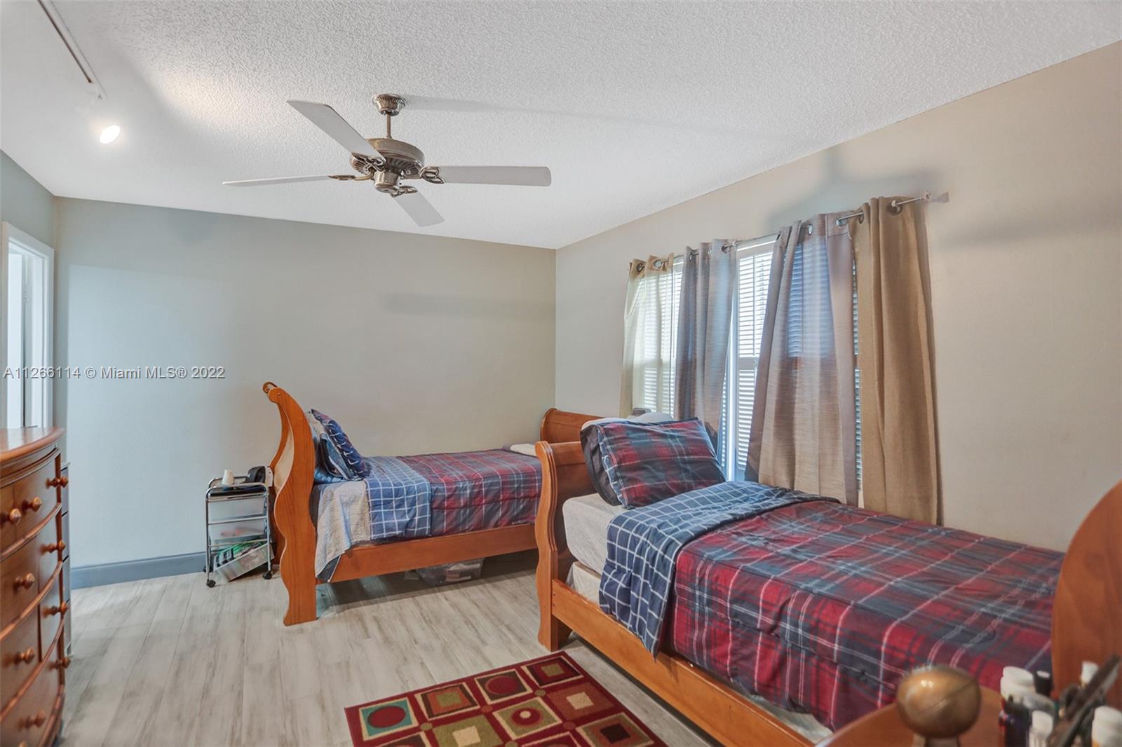 INVERRARY C C PH IV - Residential