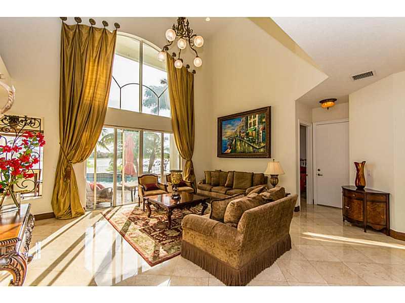 SUNSET LAKES PLAT THREE 1 - Residential