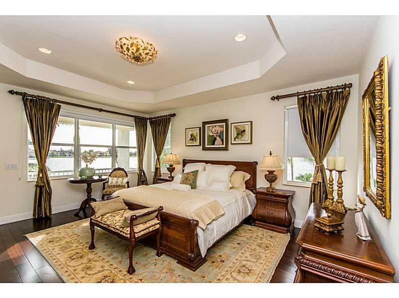 SUNSET LAKES PLAT THREE 1 - Residential