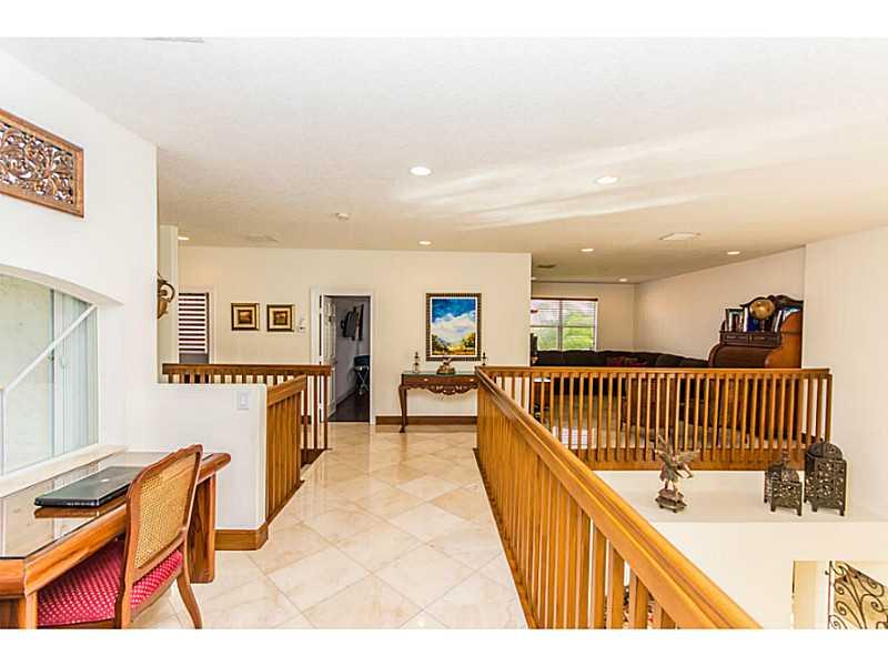 SUNSET LAKES PLAT THREE 1 - Residential