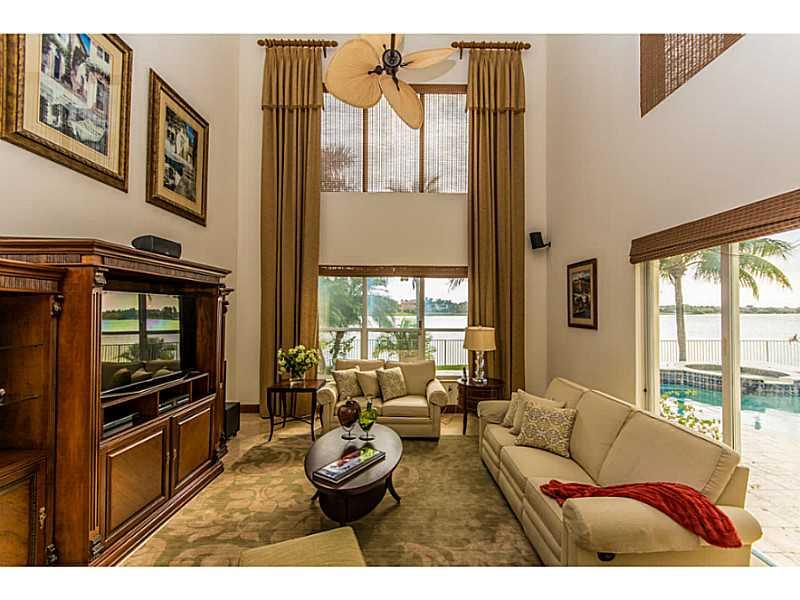 SUNSET LAKES PLAT THREE 1 - Residential