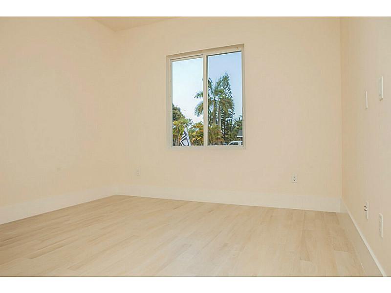 A WALK IN THE FALLS PARK - Residential