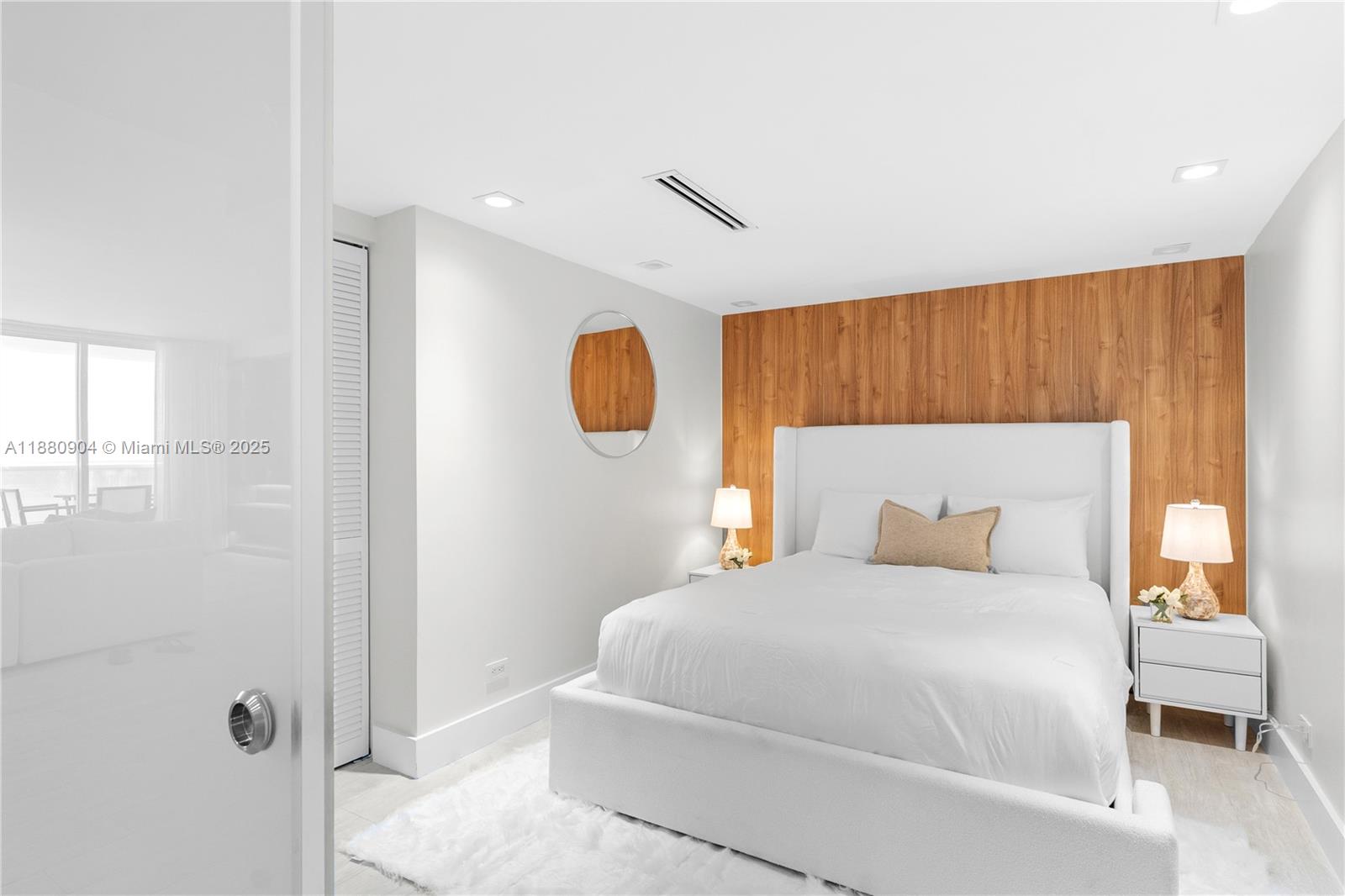 RONEY PALACE CONDO - Residential