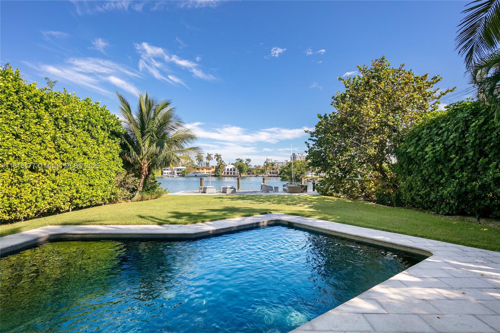 DI LIDO ISLAND - Residential Lease