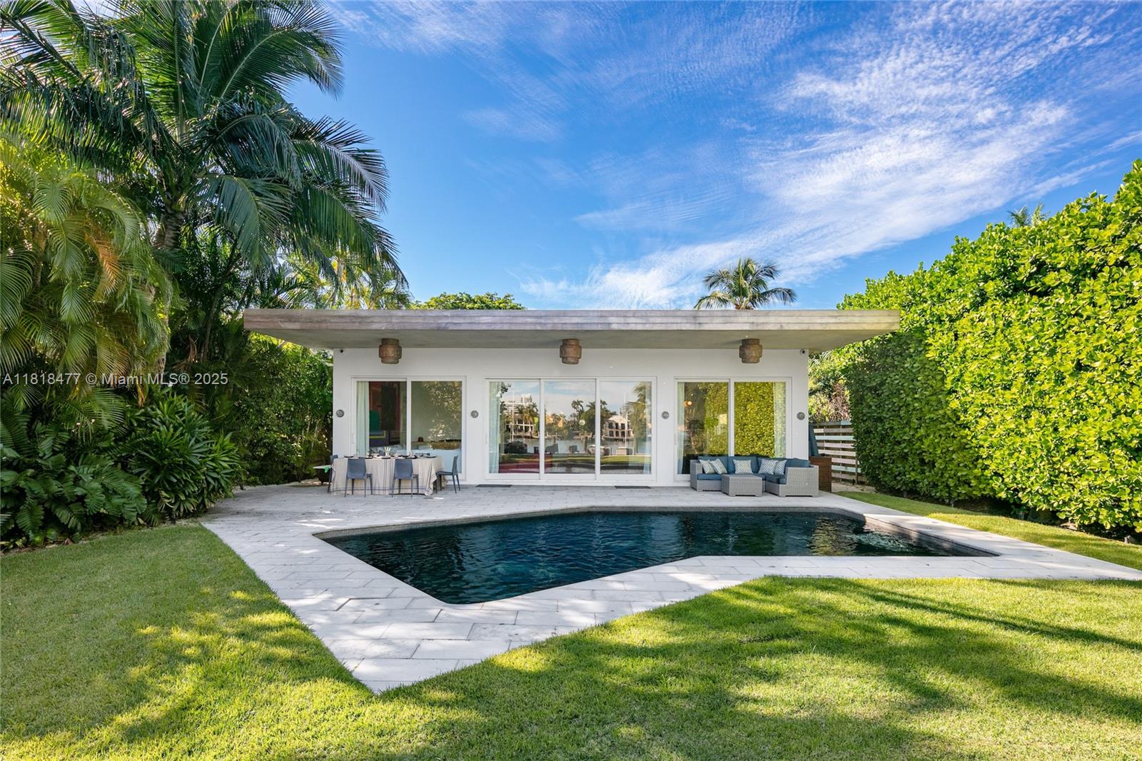 DI LIDO ISLAND - Residential Lease