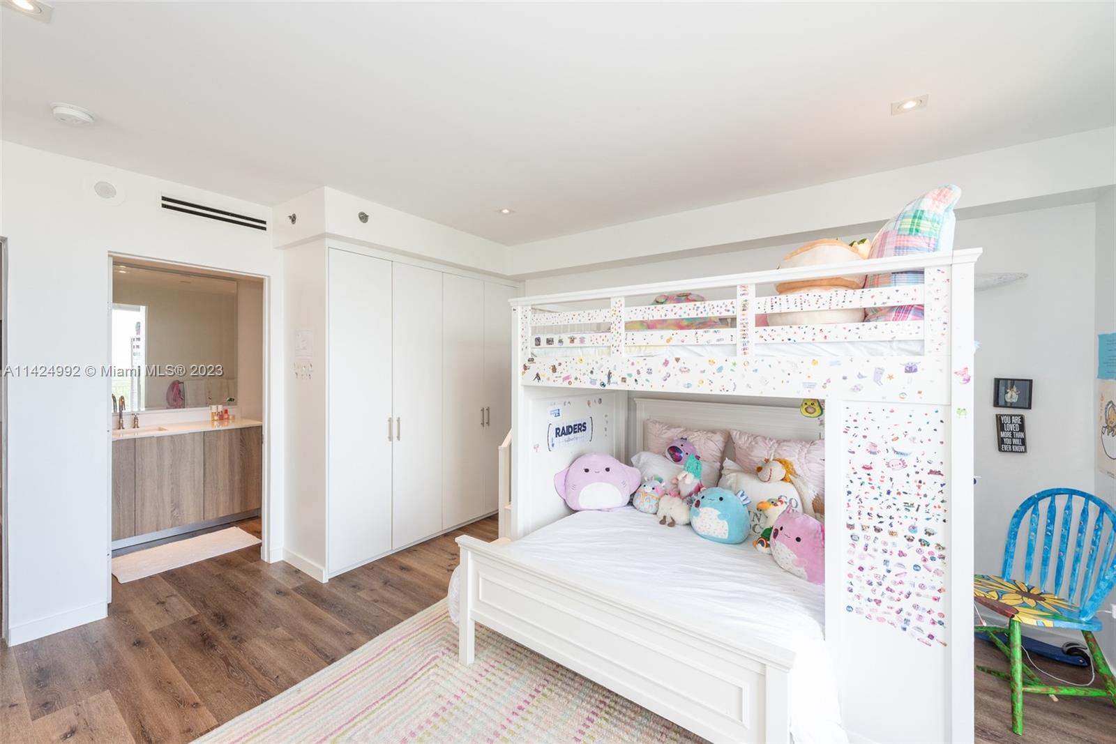 OCEAN TOWER ONE CONDO - Residential