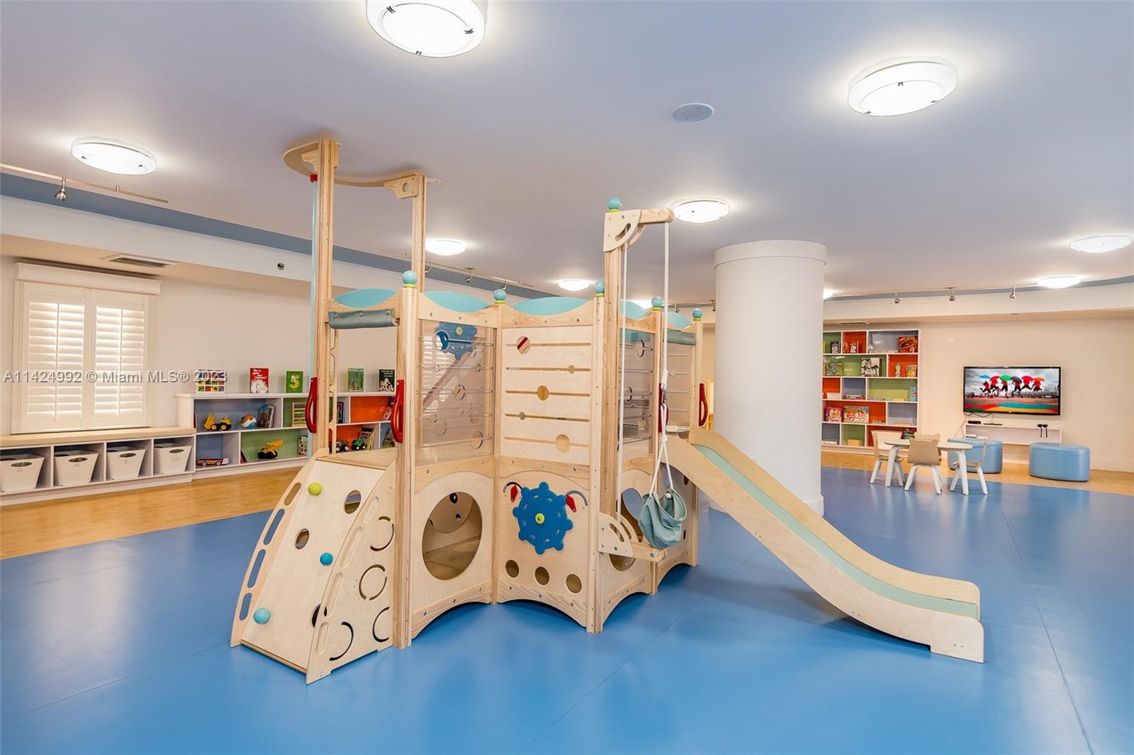 OCEAN TOWER ONE CONDO - Residential