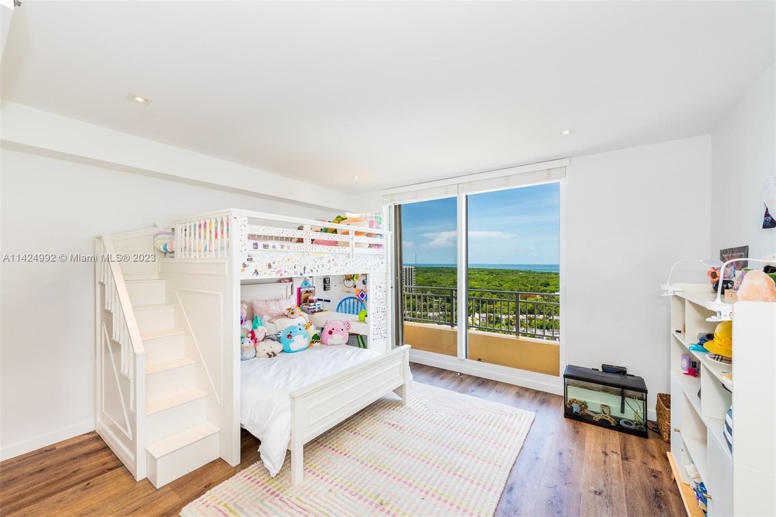 OCEAN TOWER ONE CONDO - Residential