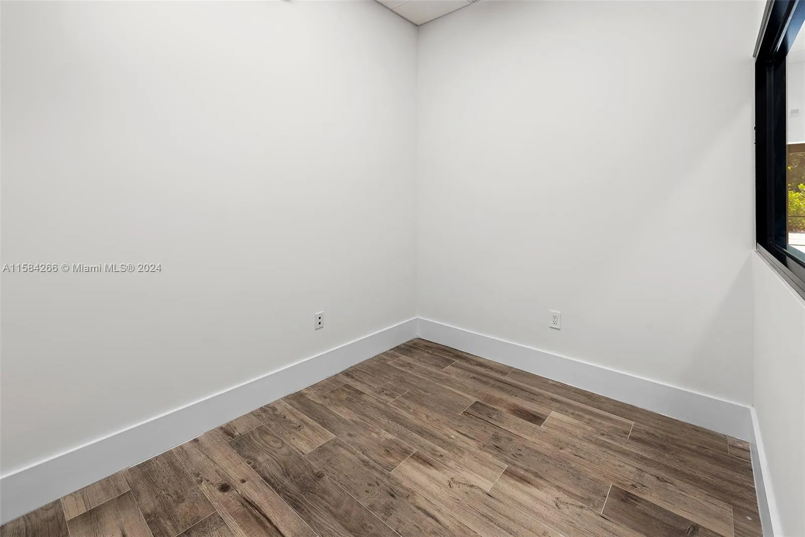 Hollywood, Florida 33021, United States, ,Commercial,Active,58097