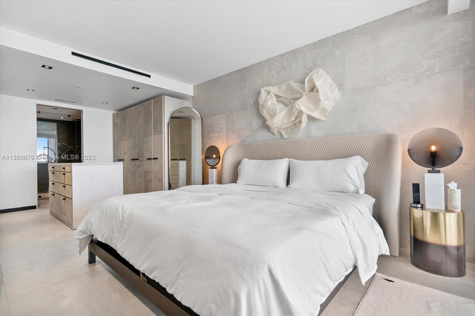 THE GRAND VENETIAN CONDO - Residential