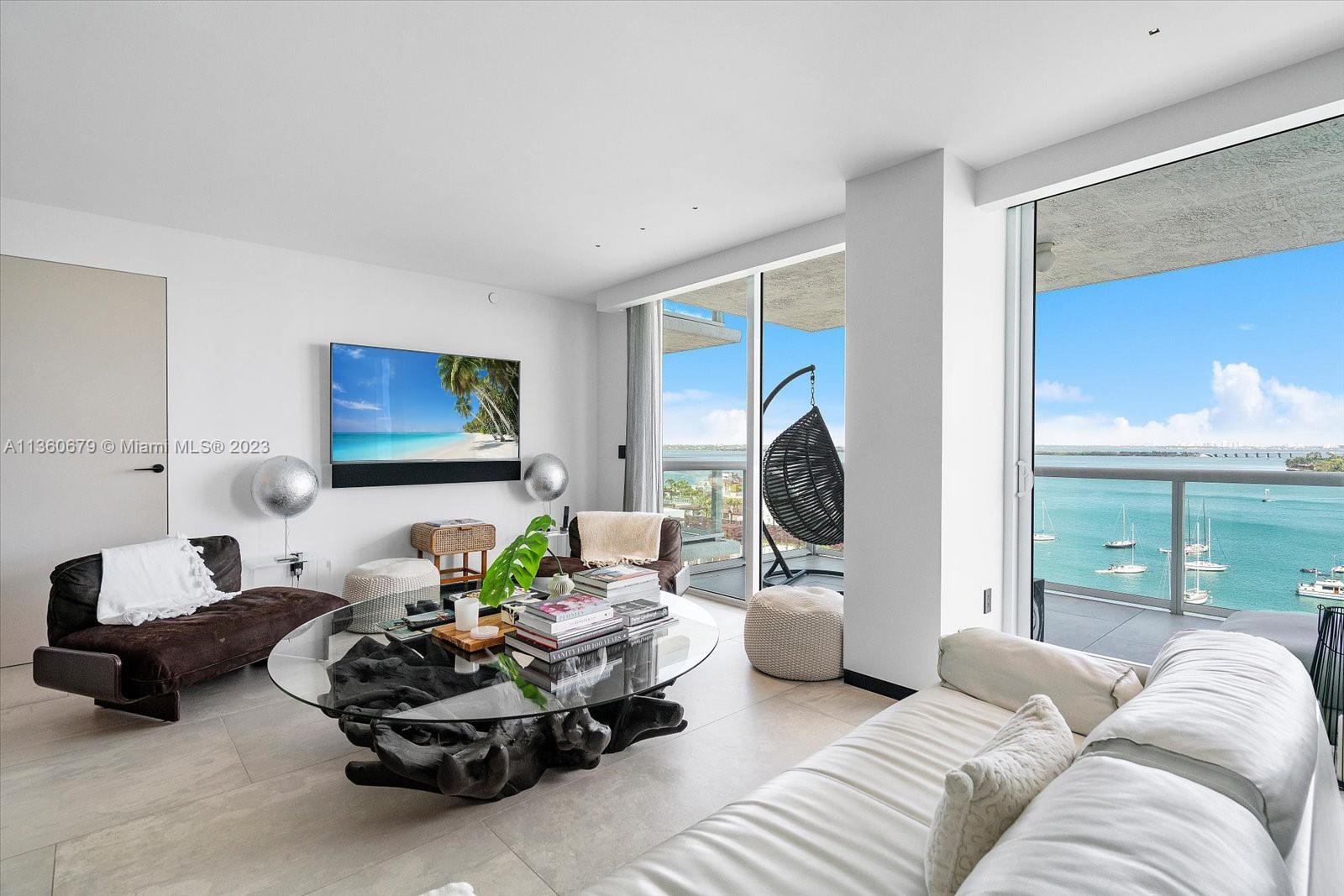 THE GRAND VENETIAN CONDO - Residential