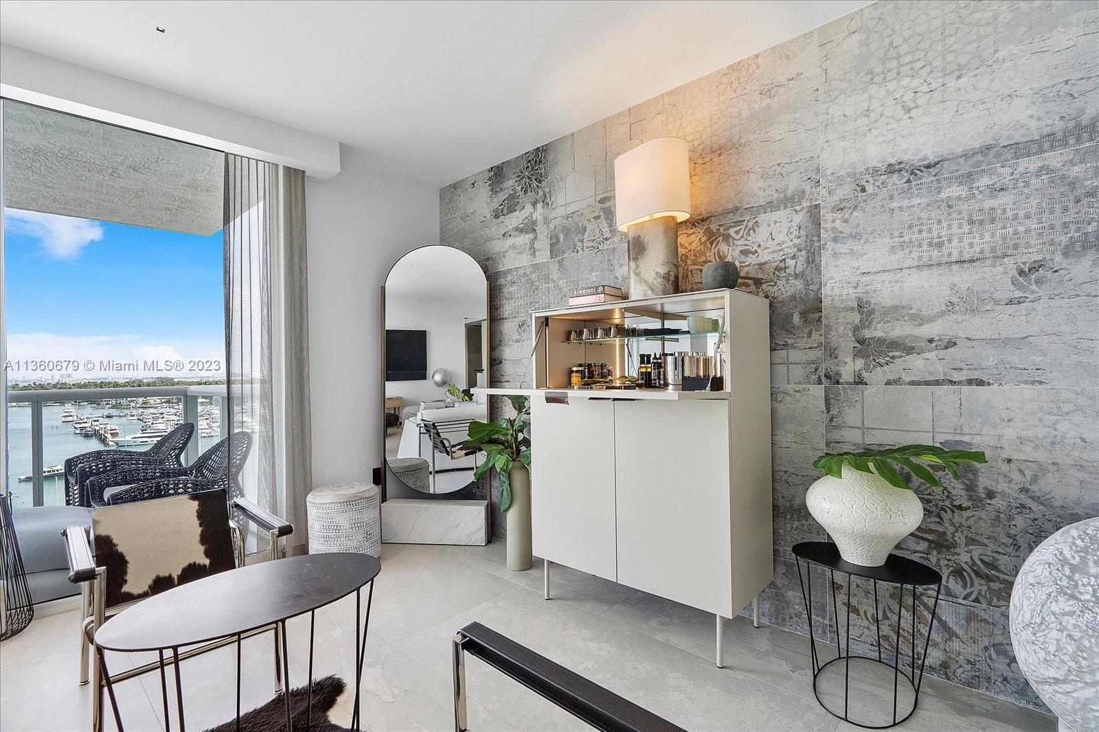 THE GRAND VENETIAN CONDO - Residential