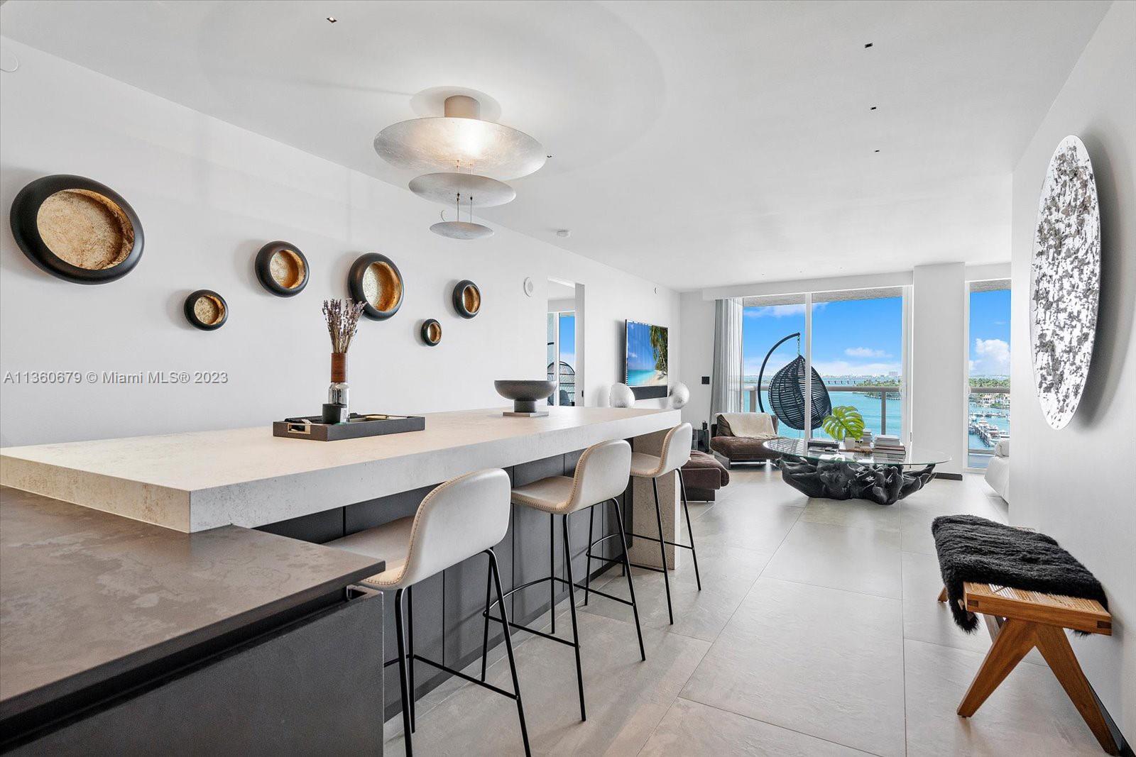 THE GRAND VENETIAN CONDO - Residential