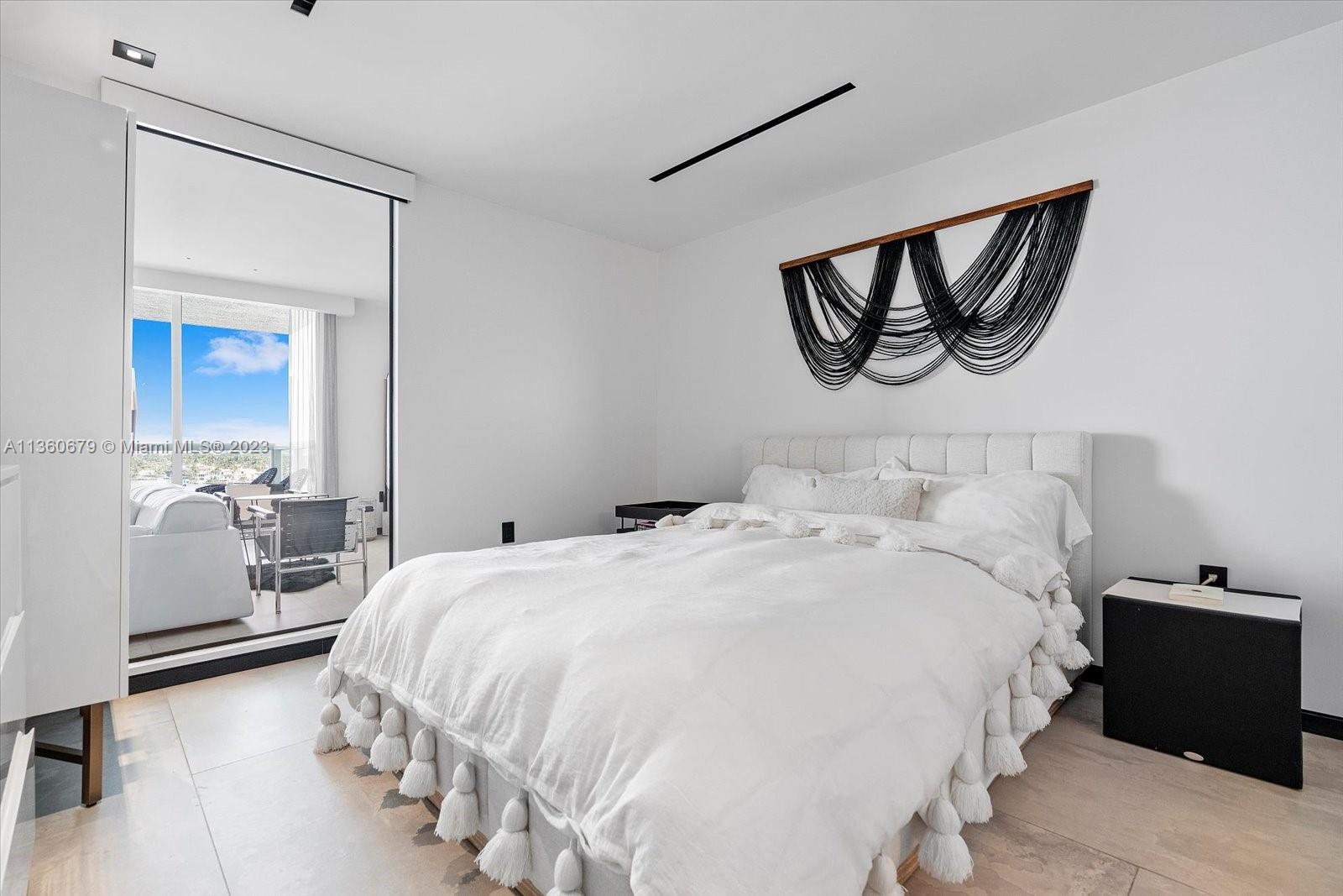 THE GRAND VENETIAN CONDO - Residential