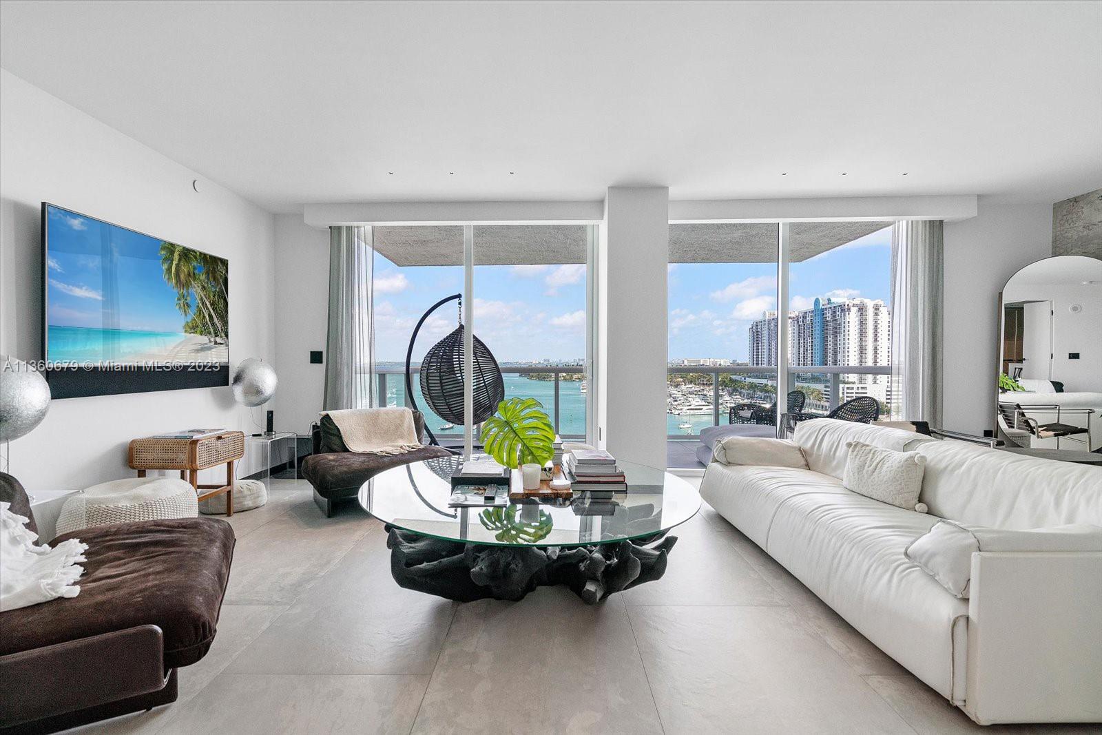 THE GRAND VENETIAN CONDO - Residential