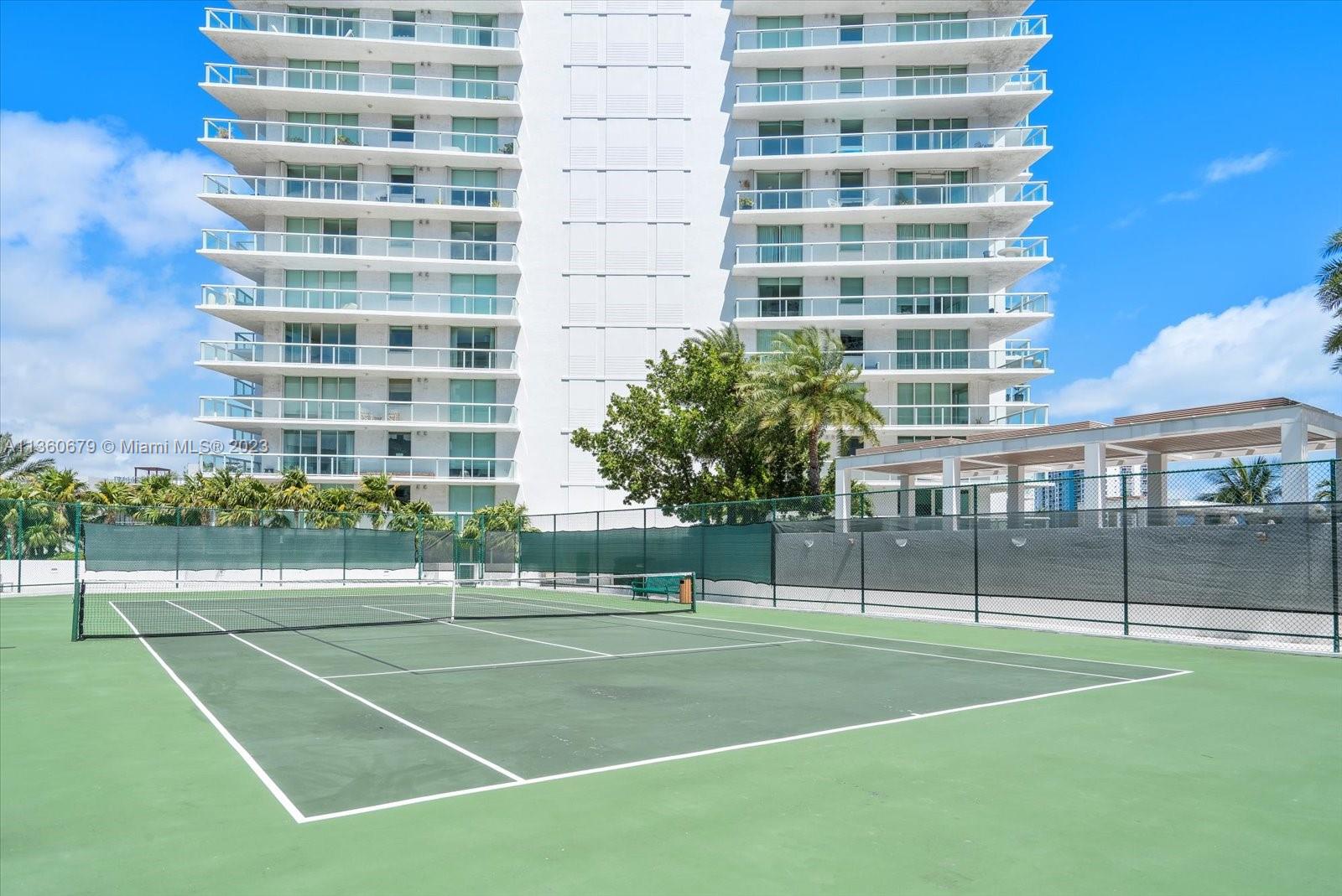 THE GRAND VENETIAN CONDO - Residential