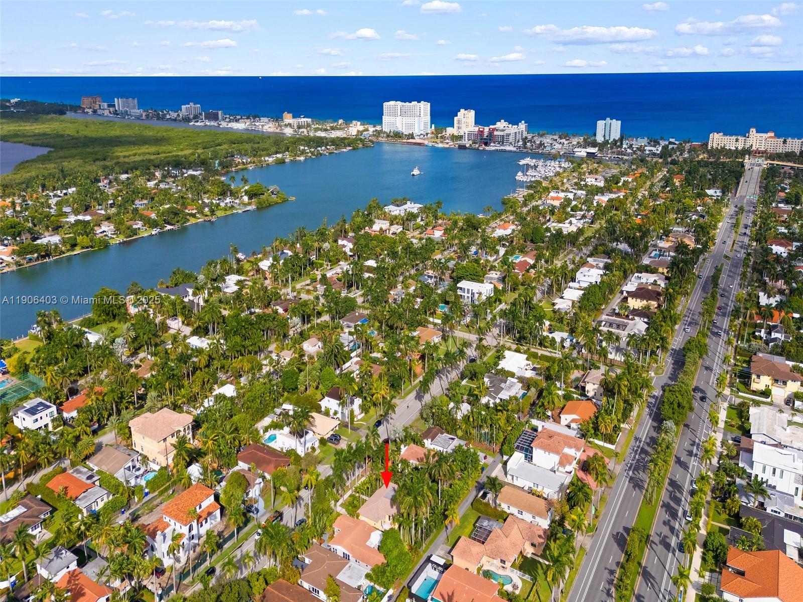 HOLLYWOOD LAKES SECTION - Residential