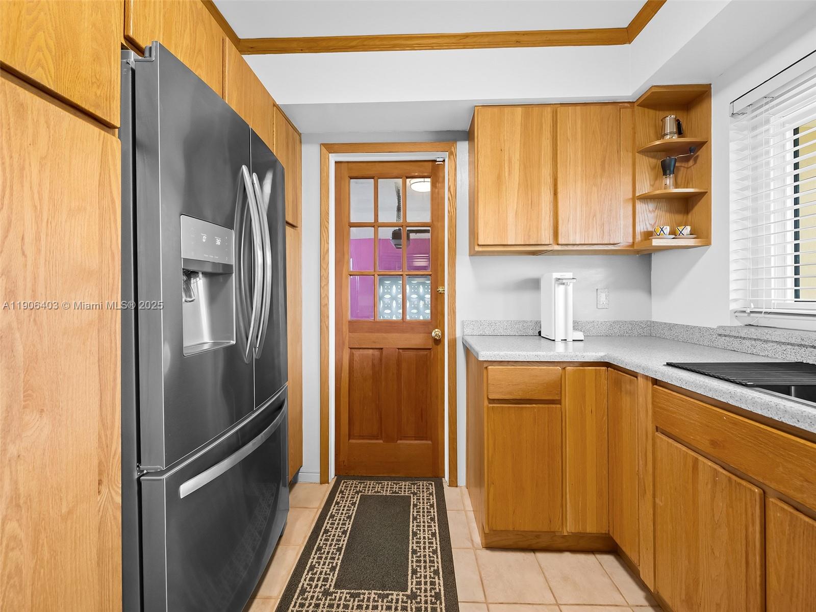 HOLLYWOOD LAKES SECTION - Residential