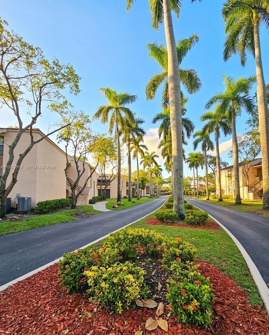 QUATRAINE CONDO III - Residential Lease