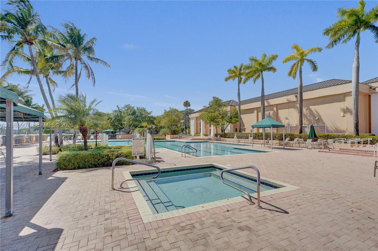 WELDON CONDOMINIUM G - Residential