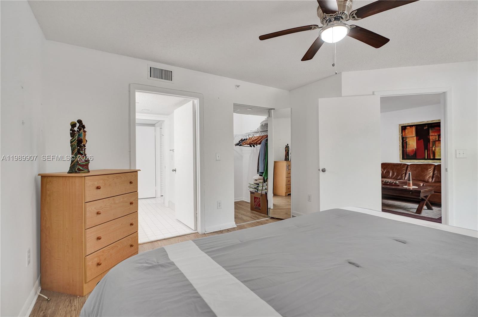 WELDON CONDOMINIUM G - Residential