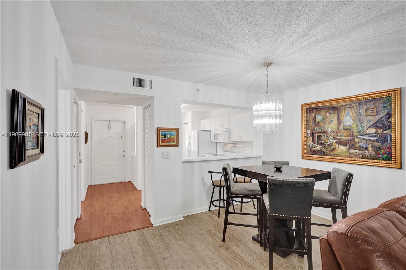 WELDON CONDOMINIUM G - Residential