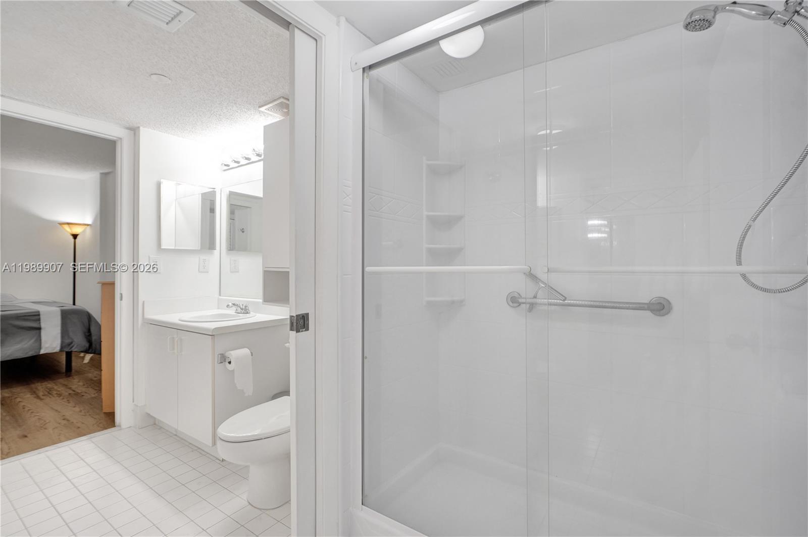 WELDON CONDOMINIUM G - Residential