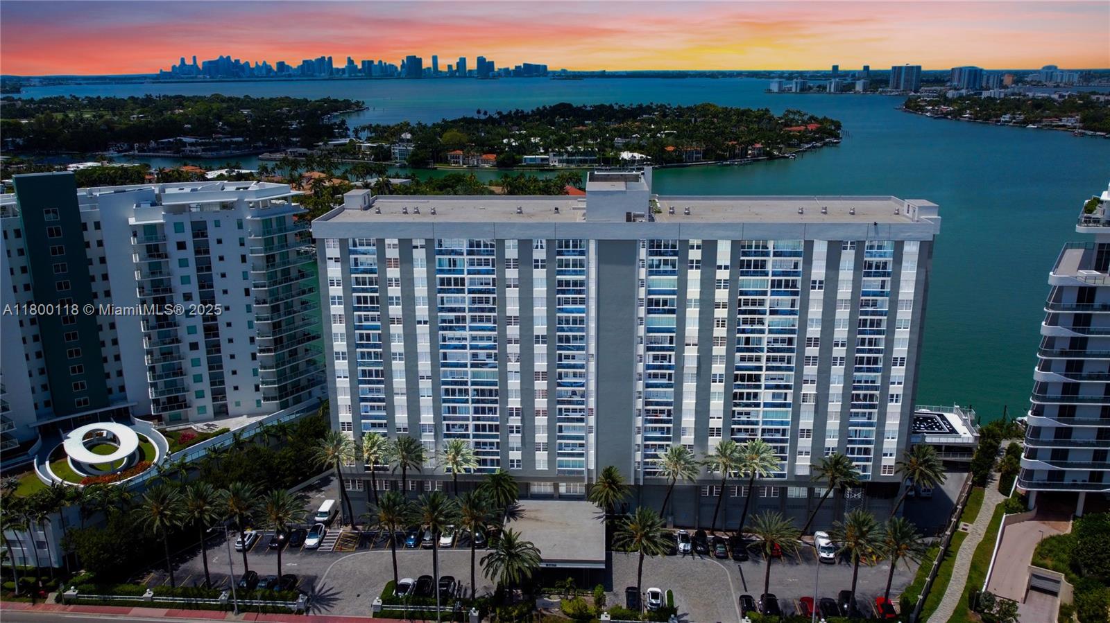 AQUASOL CONDO - Residential