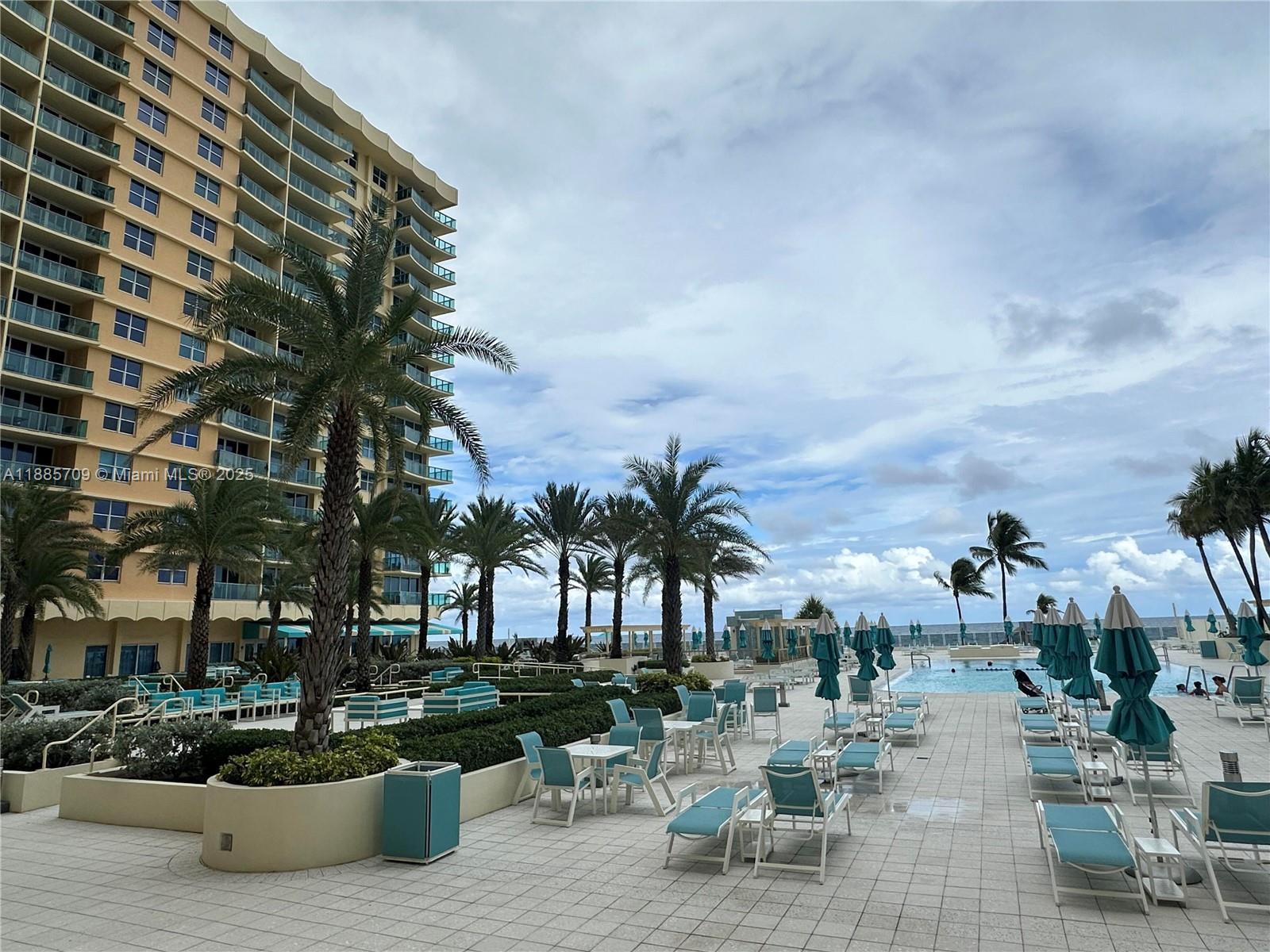 WAVE CONDO - Residential Lease