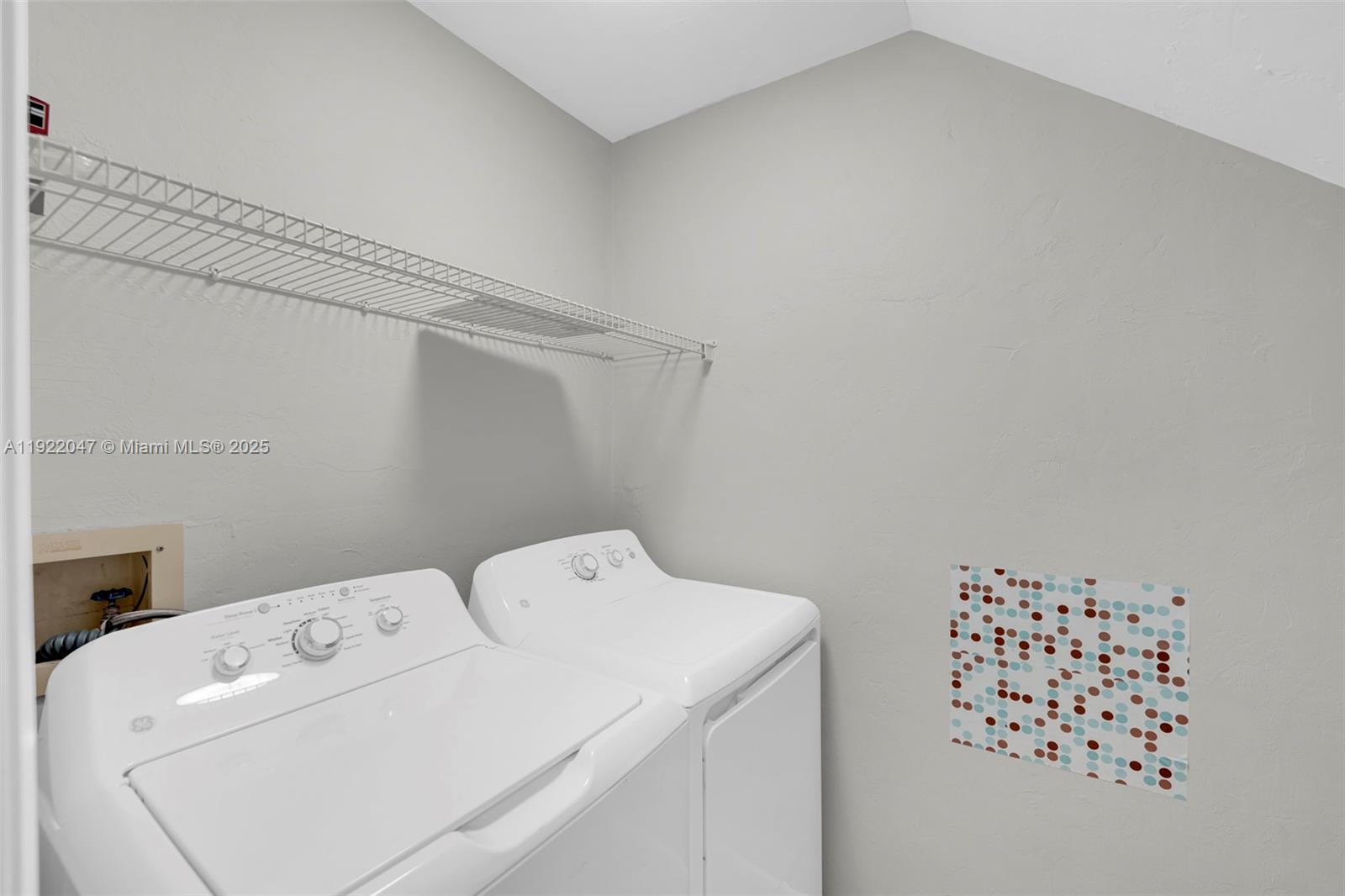 EAGLE RIDGE - Residential