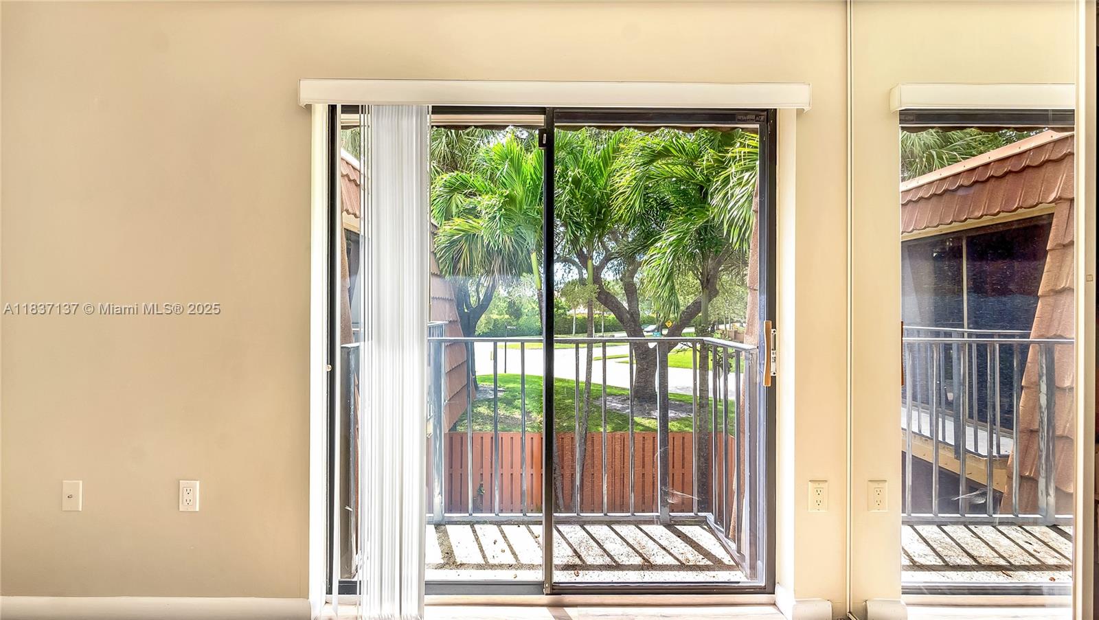 VILLAGE OF SANDALWOOD LAK - Residential