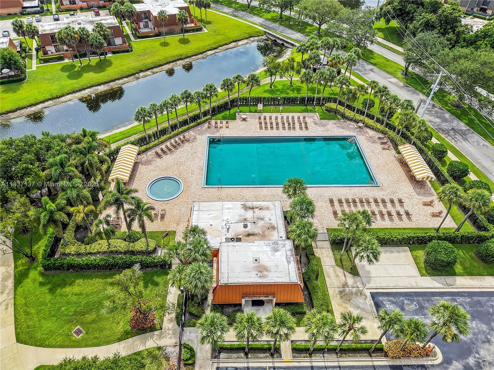 VILLAGE OF SANDALWOOD LAK - Residential