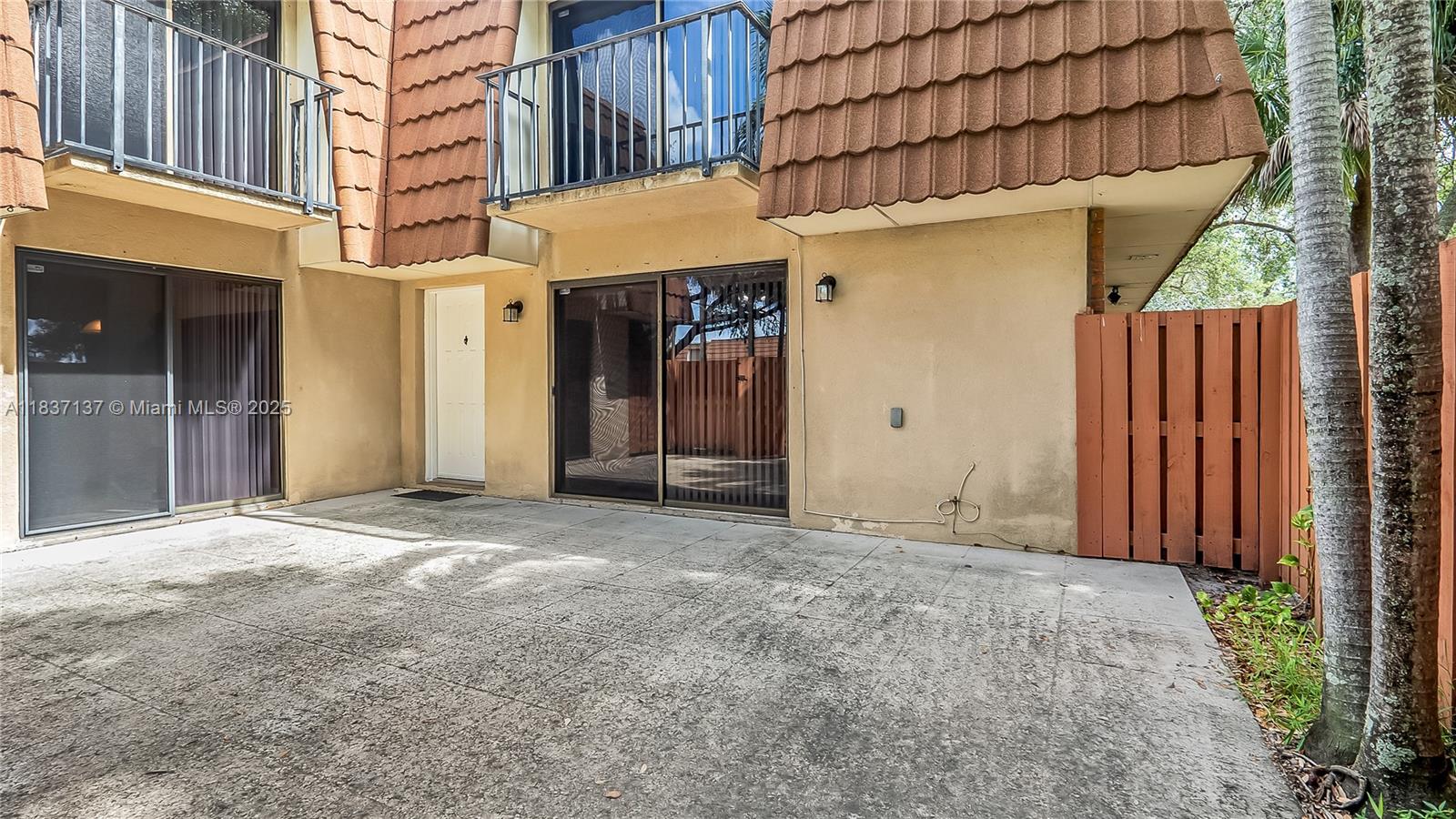 VILLAGE OF SANDALWOOD LAK - Residential