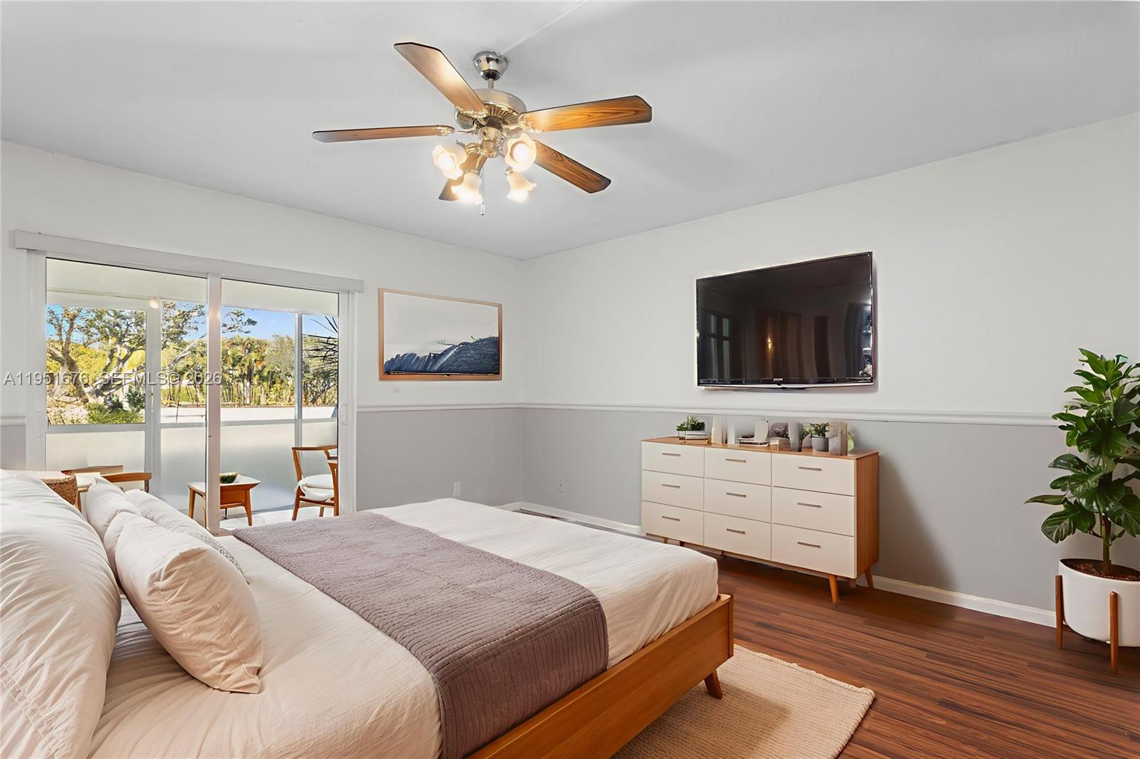 BUILDING THREE OF RACQUET - Residential