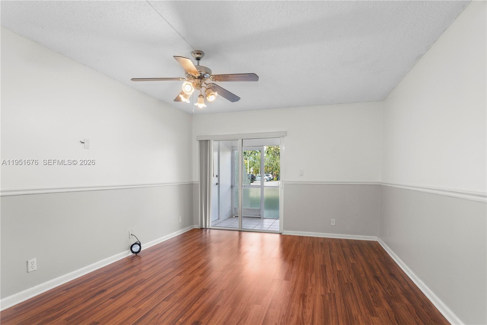 BUILDING THREE OF RACQUET - Residential