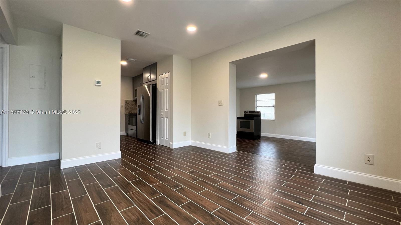 View photos, virtual tours, details... 2130 Funston St