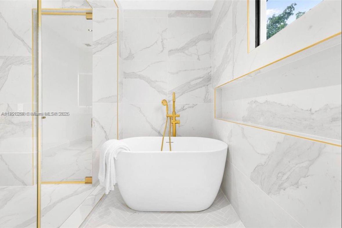 NAUTILUS EXTENSION 5TH - Residential