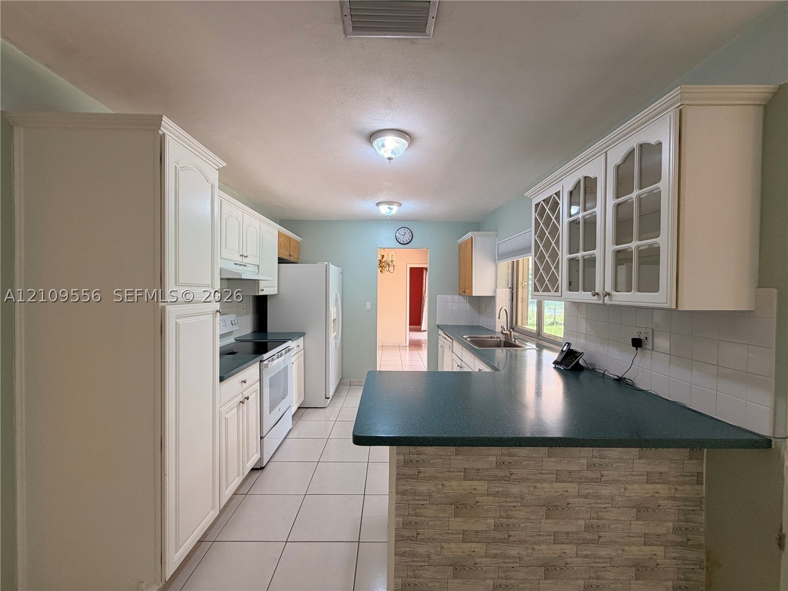 7140 Bamboo St