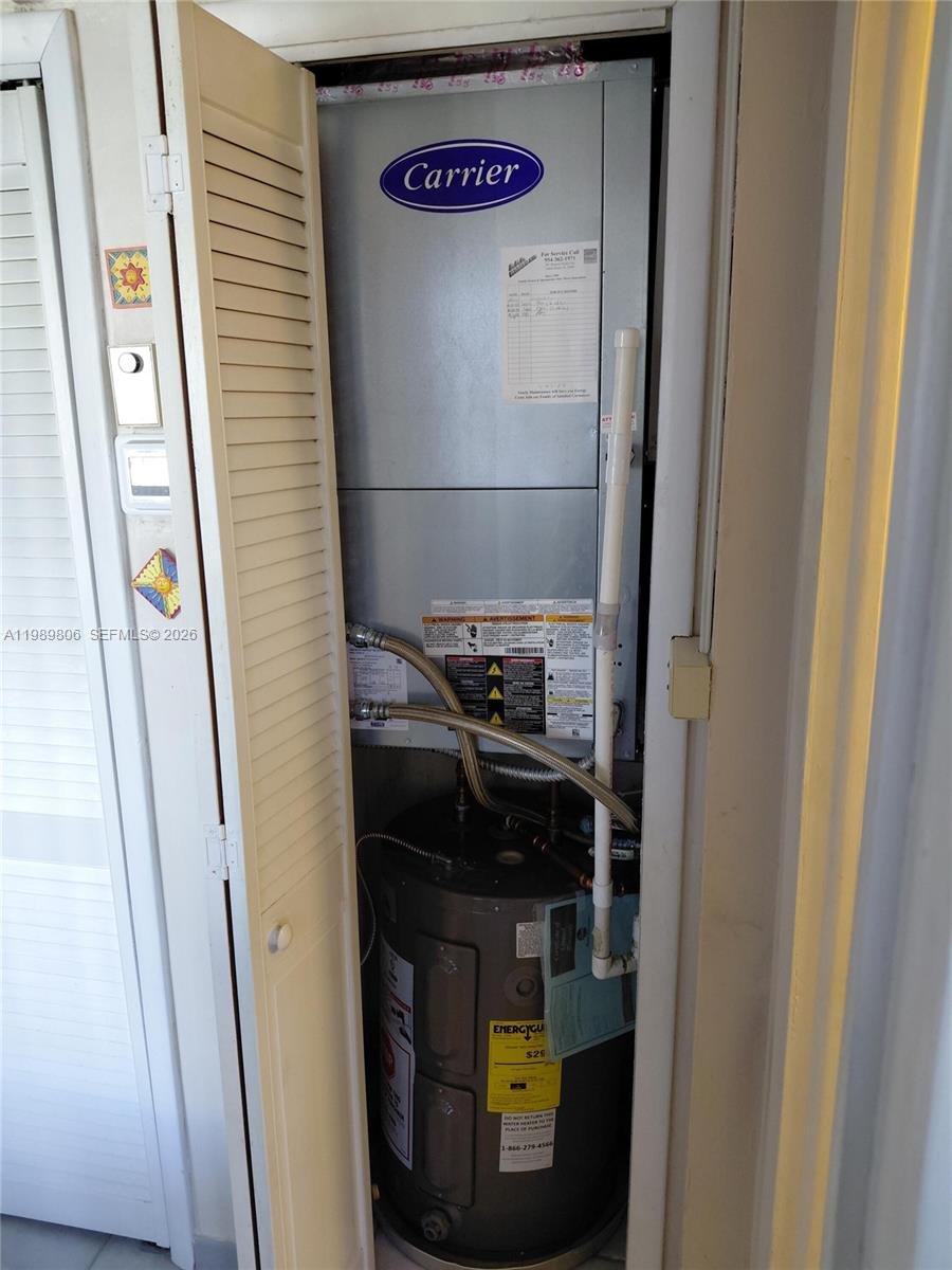 ASHLEIGH HOUSE CONDO - Residential