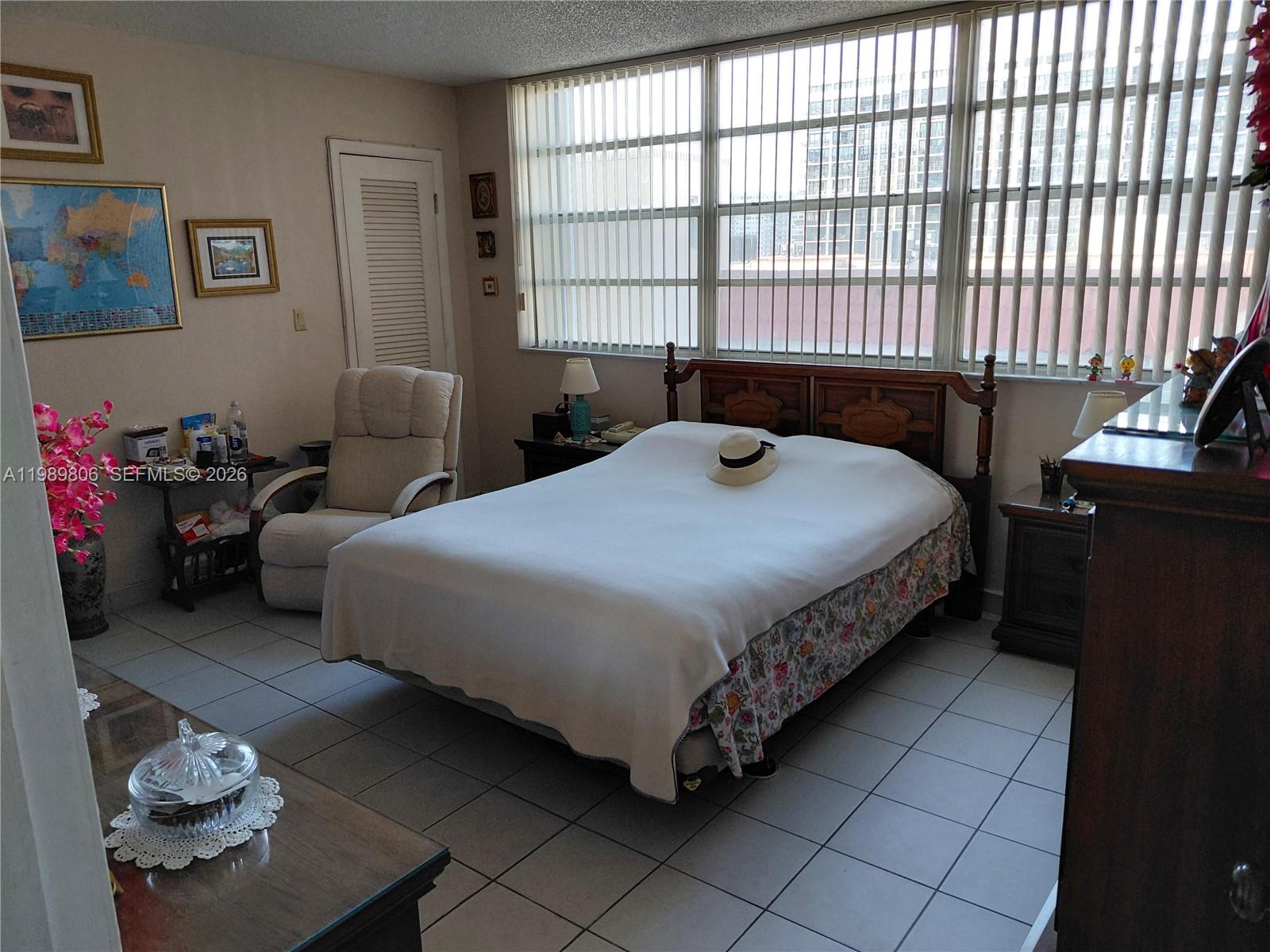 ASHLEIGH HOUSE CONDO - Residential