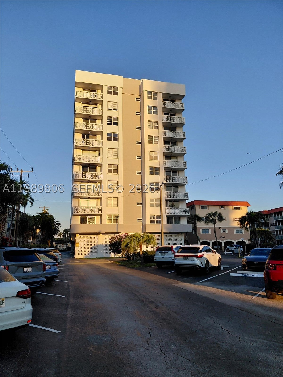 3113 S Ocean Dr 504