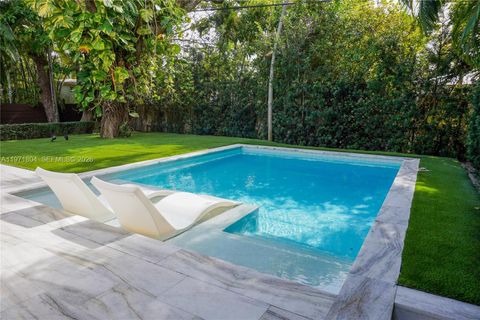 640 NE 71st St Miami FL 33138