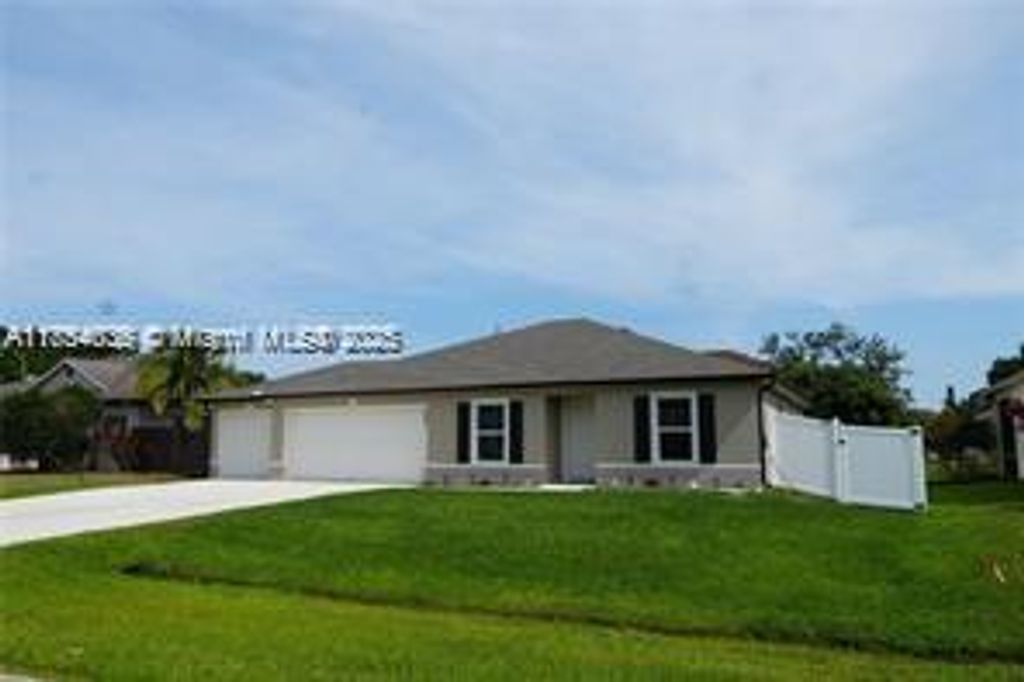 Photo of 380 SW Donna Ter #380, Port St Lucie, FL 34984 (MLS # A11854035)